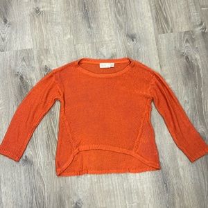 RD Style light weight knit sweater with great detail